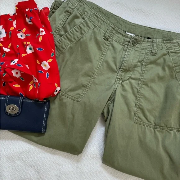 CAbi Olive Green Ankle Cargo Pants - Picture 1 of 12